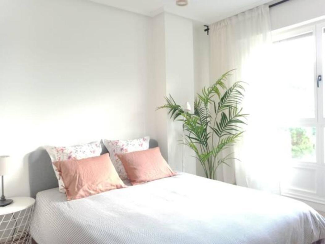 Apartamento Con Suite, Zona De Trabajo Y Yoga Wifi Y Garaje Castro Urdiales Eksteriør bilde