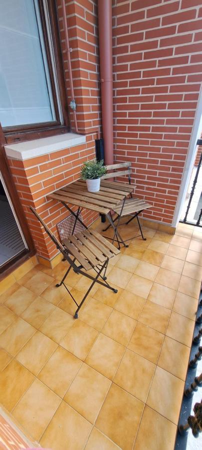 Apartamento Con Suite, Zona De Trabajo Y Yoga Wifi Y Garaje Castro Urdiales Eksteriør bilde